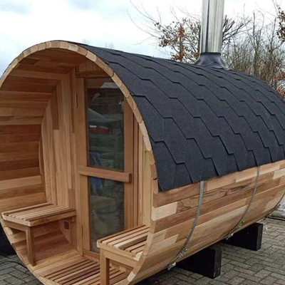 Ahşap Kuru Buhar Geleneksel Sedir Fıçı Sauna Odası Dışarıdaki Ahşap Yanma Fıçı