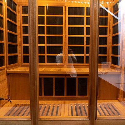 Ev Kapalı Kanada Kırmızı Sedir Ahşap Kızılötesi 4 Kişilik Sauna Odası