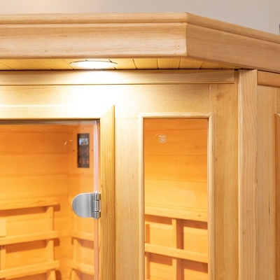 Kırmızı Sedir Ağacı Kapalı Seramik Isıtıcı Kızılötesi Sauna Odası Modern Tasarım