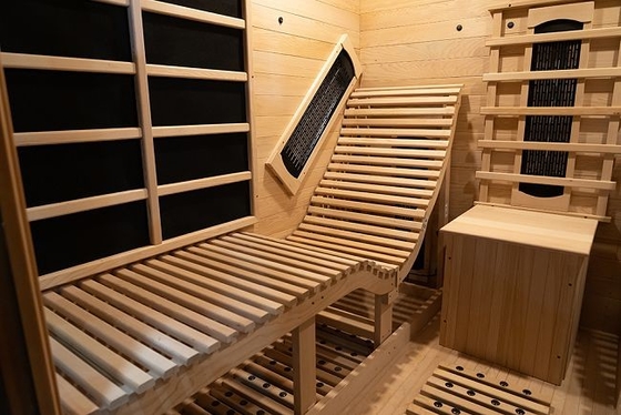 Tam Spektrum Karbon Panel Uzak Kızılötesi Sauna Kırmızı Sedir 0.C - 65.C Çalışma Sıcaklığı