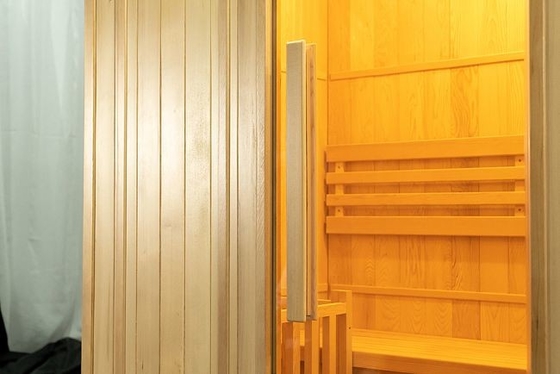 Ev Küçük Ahşap Geleneksel Buhar 2 Kişilik Sauna, 3KW Elektrikli Ocaklı